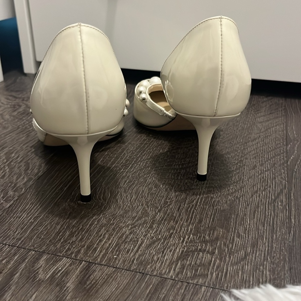 Jimmy Choo - Picture 3 of 6